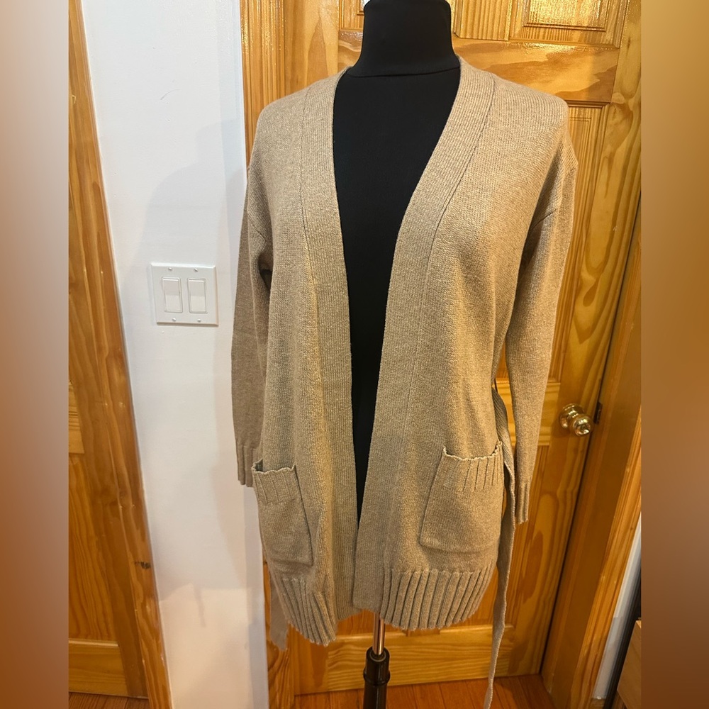 LOFT Women's Tan Belted Cardigan Size Small in excellent condition - Picture 10 of 15